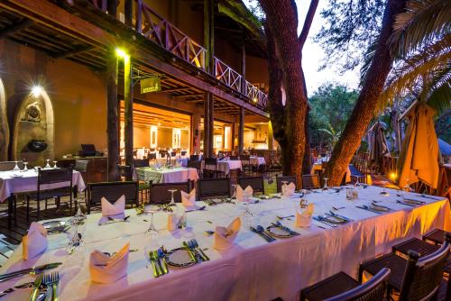 Restaurante, Chobe Marina Lodge in Kasane