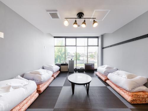 Japanese-Style Quintuple Room with Shared Bathroom - Non-Smoking