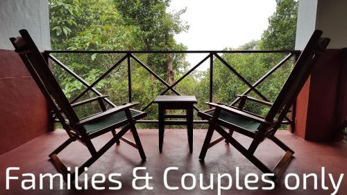 Mugilu for families and couples only in Bugadahalli