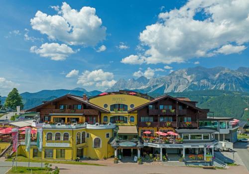Hotel Erlebniswelt Stocker - Hôtel - Schladming