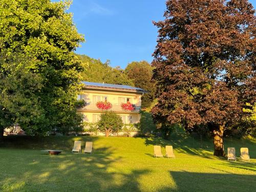 Hotel-Pension Sternen – Klaus, NE