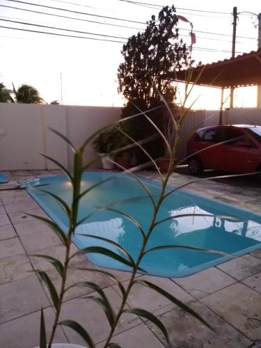 Casa com piscina 3/4 4 km Rota do Sol aconchegante