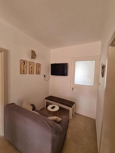 Family friendly seaside apartments Nevidjane Pasman - 325 - image 10