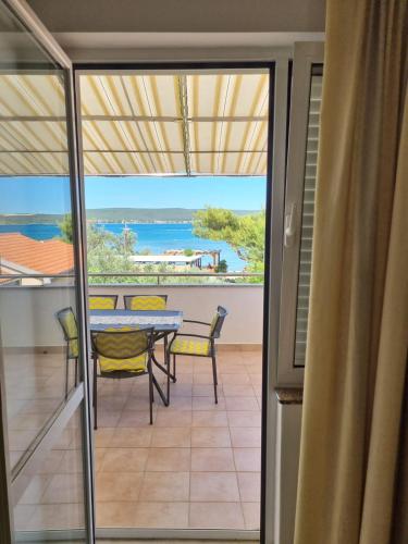 Family friendly seaside apartments Nevidjane Pasman - 325 - image 8