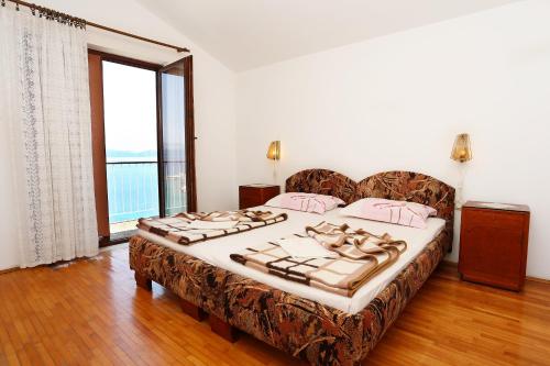 Triple Room with Balcony and Sea View