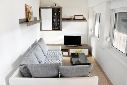 Secluded fisherman's cottage Cove Zuborovica, Pasman - 322 in Pasman