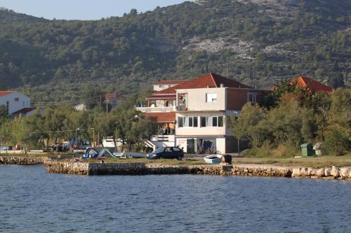 Apartments by the sea Mrljane Pasman - 319 - image 14