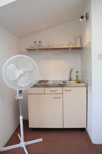 Studio Trpanj 257c - image 11