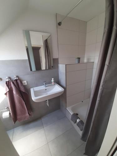 Triple Room with Bathroom