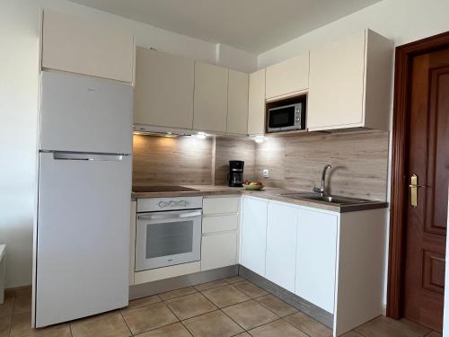 HomeForGuest Apartamento con Piscina en Caleta de Fuste 5