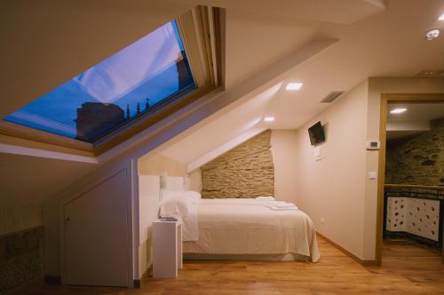 2 twin beds
