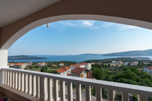 Apartments with a parking space Seget Vranjica Trogir - 12499 - main image