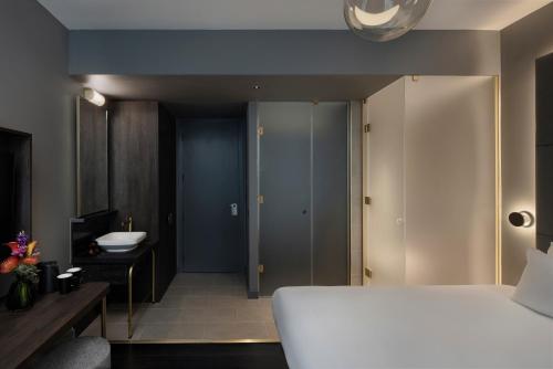 Hotel AMANO Covent Garden - image 6