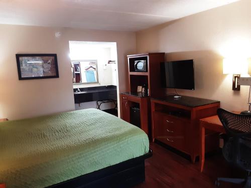 Sleeps 4
