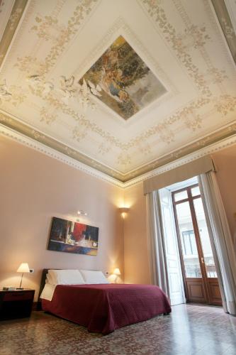 Deluxe Double Room with Spa Bath  image 9