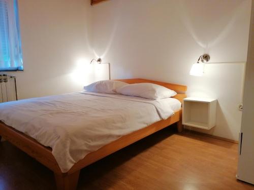Apartment Smoljanac 14979a - image 8
