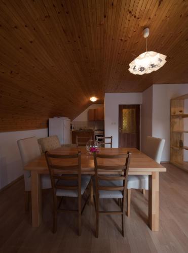 Apartment Smoljanac 14979a - image 13