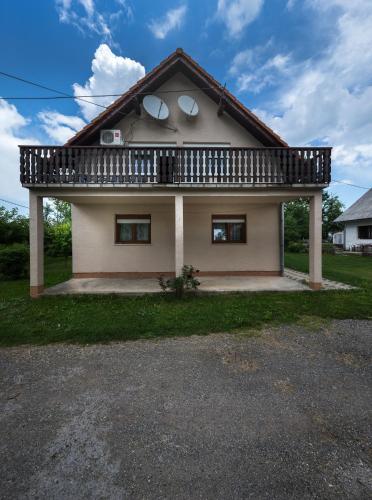  Apartment Smoljanac 14979b in Plitvička Jezera