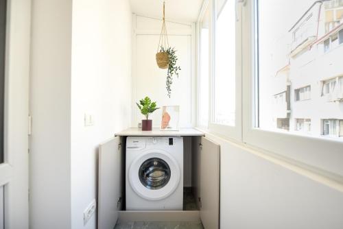 SWEET BLOSSOM - Lovely 1BR Apt in the City Center - image 4