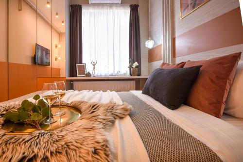 SWEET BLOSSOM - Lovely 1BR Apt in the City Center - image 2