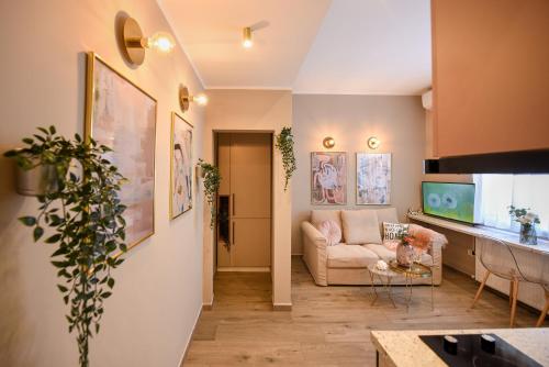 One-Bedroom Apartment image 8