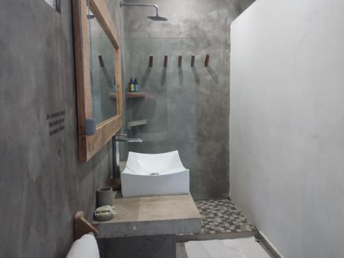 Hostel-Island Paradise, Saboga Lodge and Villa Noelia