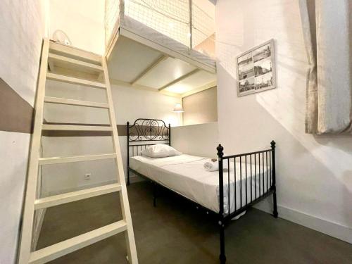 Two-Bedroom Apartment room in NOCNOC- Le Fortunio