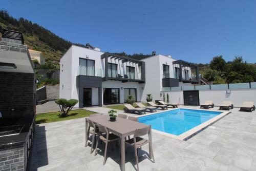 Eden Blue Villa - image 6