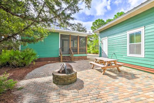 Breezy Home w/ Grills, Pool & Beach Access! in Carrabelle