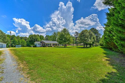 Charming Retreat on 5 Acres with Deck and Grill!