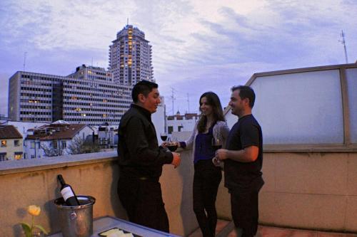 Suites Viena Plaza de España - image 4