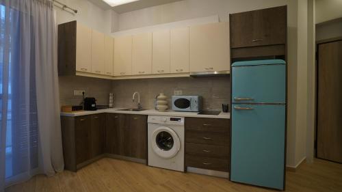 New Ventiri Family Suite 1, near Hilton, Athens central, fully equipped, Athens (photo 7)