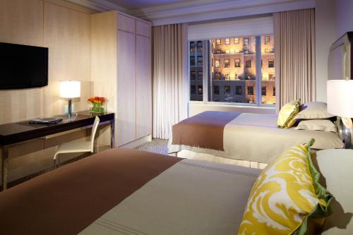 2 double beds