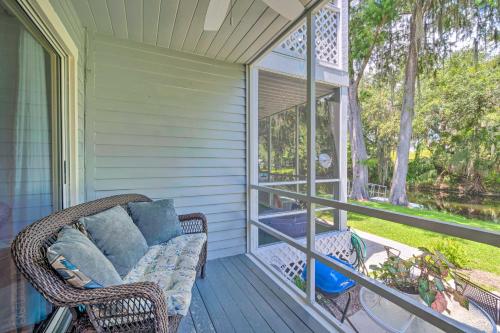 Old Florida Setting with Kayaks and Fishing Poles in Inverness (Florida)