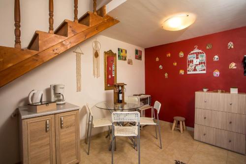 Anna's House - image 12