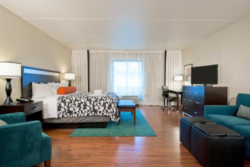 Standard King Room with Walk-In Shower