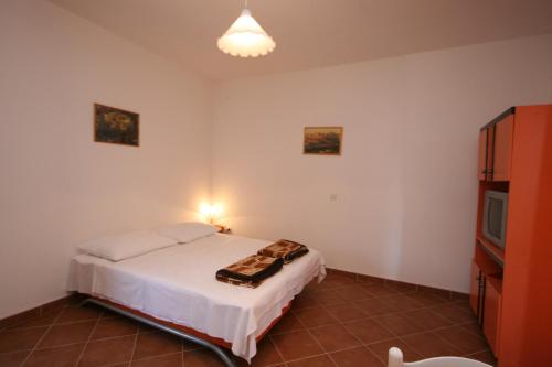 One-Bedroom Apartment with Terrace image 10