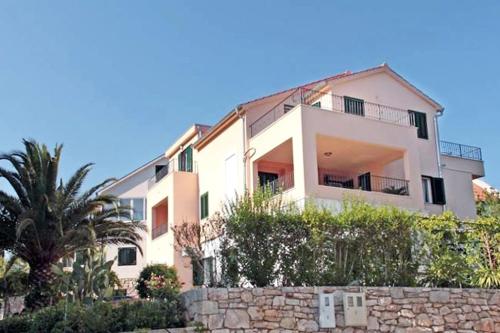  Apartments with a parking space Vrboska (Hvar) - 552 in Vrboska