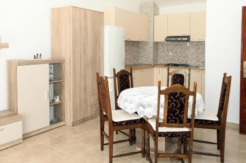 One-Bedroom Apartment with Terrace and Sea View image 8