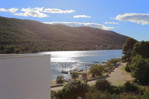 Apartments by the sea Grebastica, Sibenik - 471