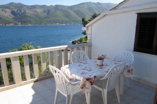 Apartments by the sea Tri Zala Korcula - 556 - image 6
