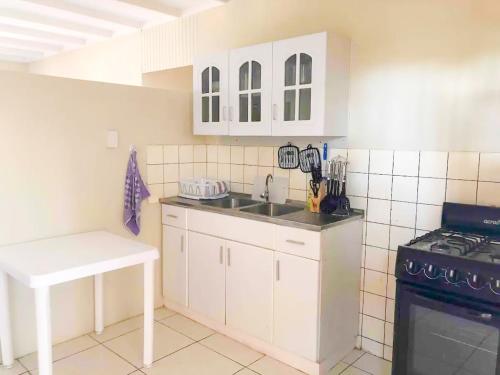 廚房, Kas di Ma in 特拉科拉