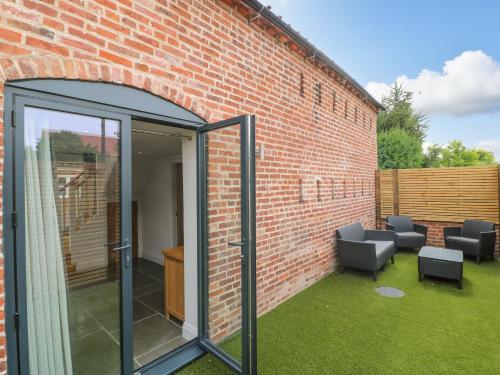 外部景觀, Lifford Coach House in 薩頓安特倫特