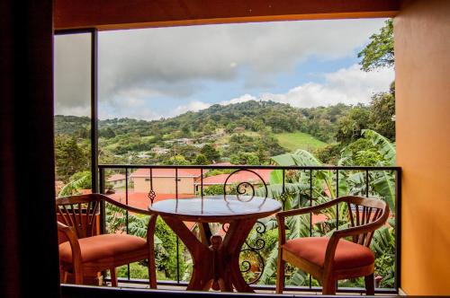 Exterior view, Hotel Cipreses Monteverde in Monteverde