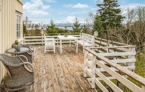 Garden, Amazing Home In Ytterøy With Wifi in Levanger