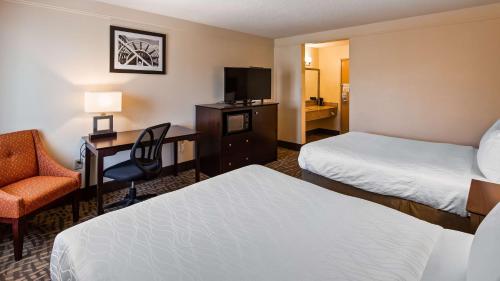 Best Western Plus Peoria - image 10