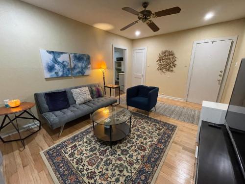 125-#3 Comfy cozy 1BA nearby riverwalk in San Antonio, USA