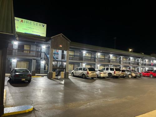 Executive Inn and Suites - Jackson - image 8