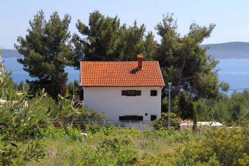  Apartments by the sea Zavala, Hvar - 594 in Jelsa