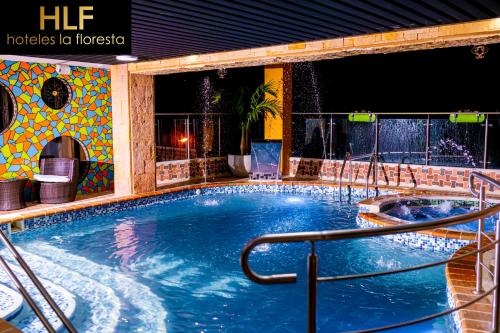. La Floresta de Cite Hotel